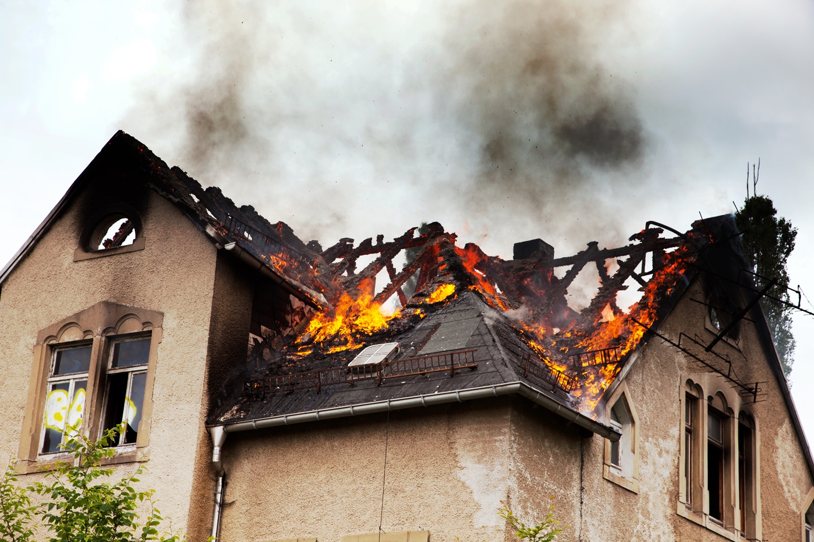 How to Sell a Fire-Damaged Home Fast in Stockton for Cash